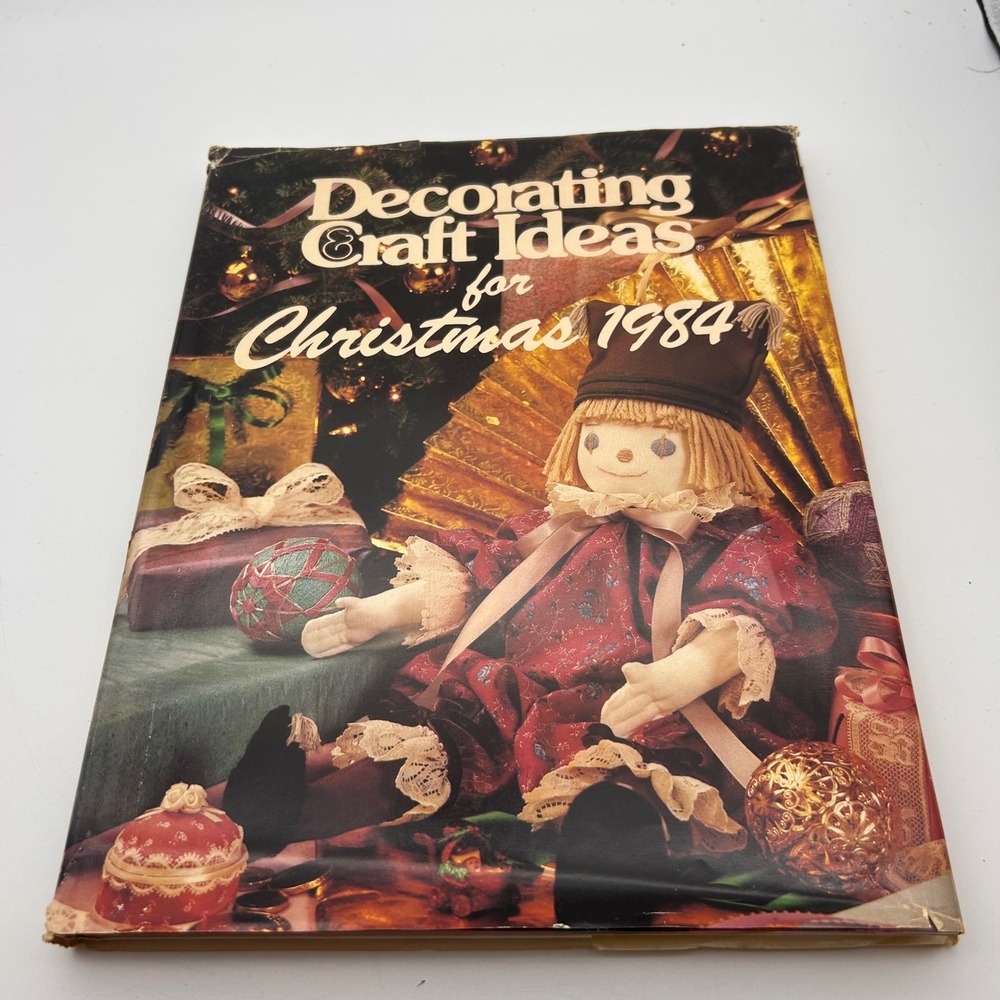 Vintage Decorating & Craft Ideas for Christmas 1984 Oxmoor House Hardcover Book